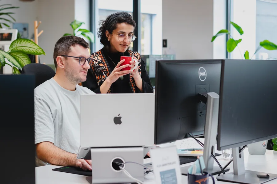 Teamarbeit bei nauten an digitalen Projekten und Websystemen Teamarbeit bei nauten an digitalen Projekten und Websystemen